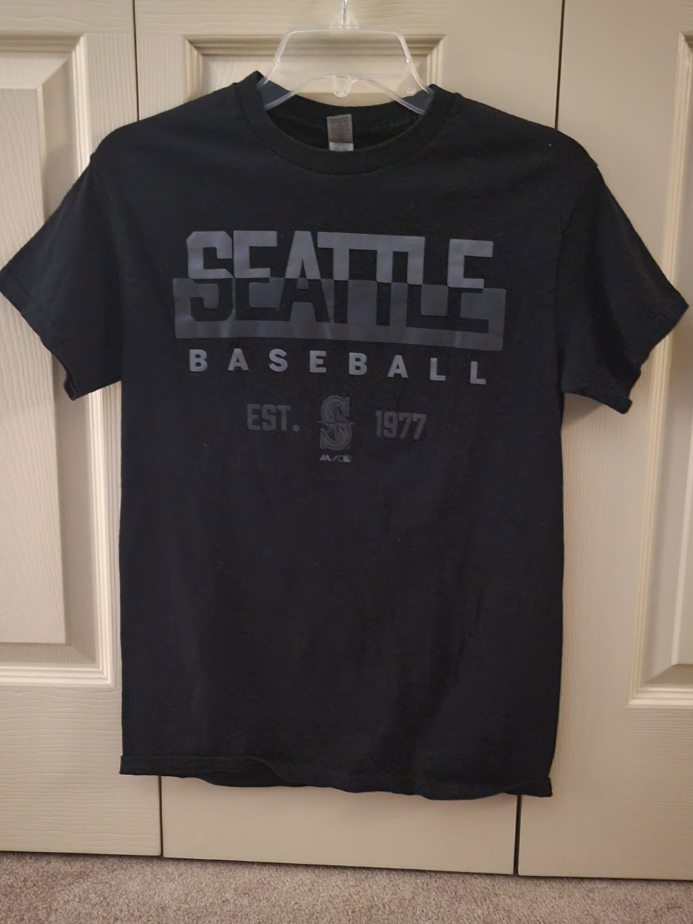 Black MLB Mariners Baseball T-Shirt, Size Adult Small